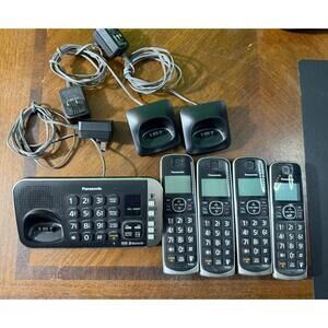 Panasonic KX-TGE670 HD Link2Cell Cordless Phone w/Answering Machine 4 Handsets